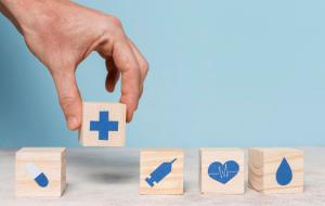 Des icones santé sur des cubes